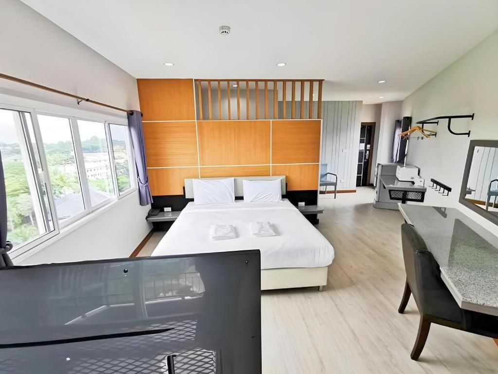 The Y Residence Chiang Mai Extérieur photo