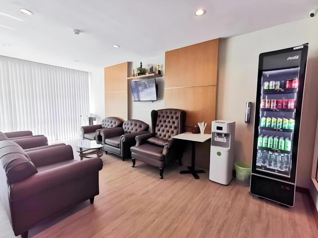 The Y Residence Chiang Mai Extérieur photo